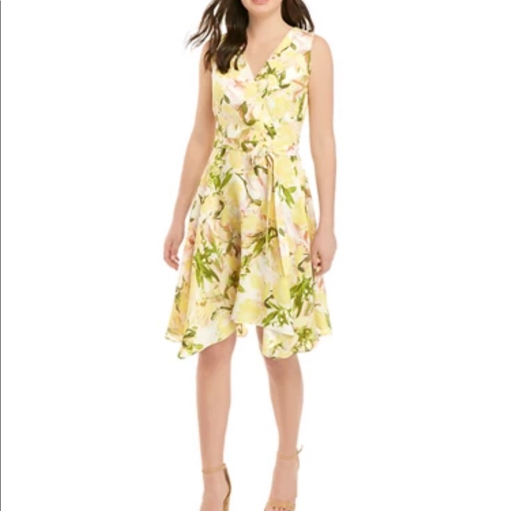 Floral Handkerchief Hem Dress & Tie Waist Size 14 NWOT